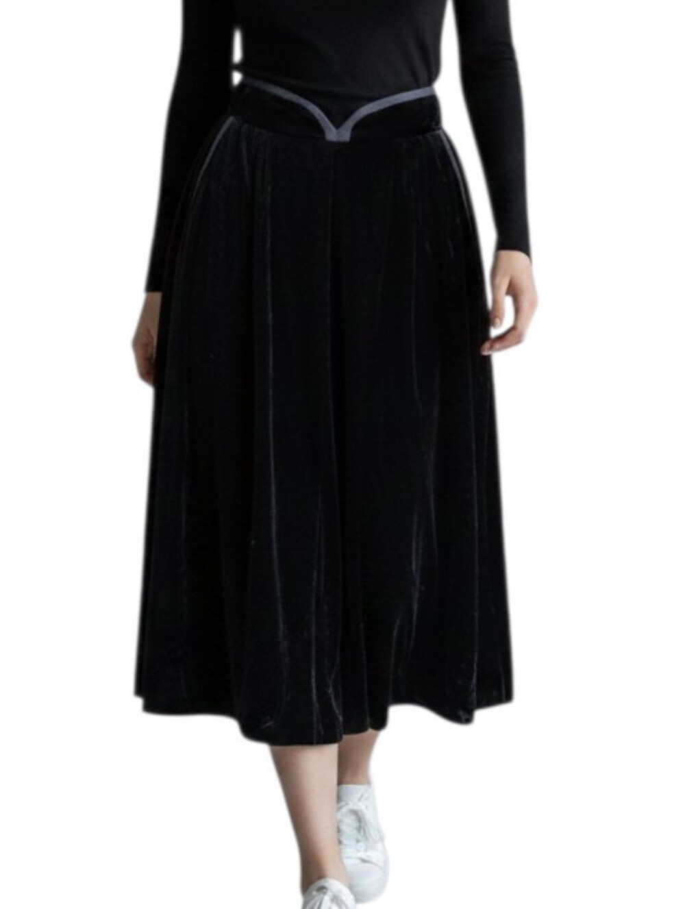 Vintage Vendôme Paris New York Black Velvet A-Line Midi Skirt with Pockets